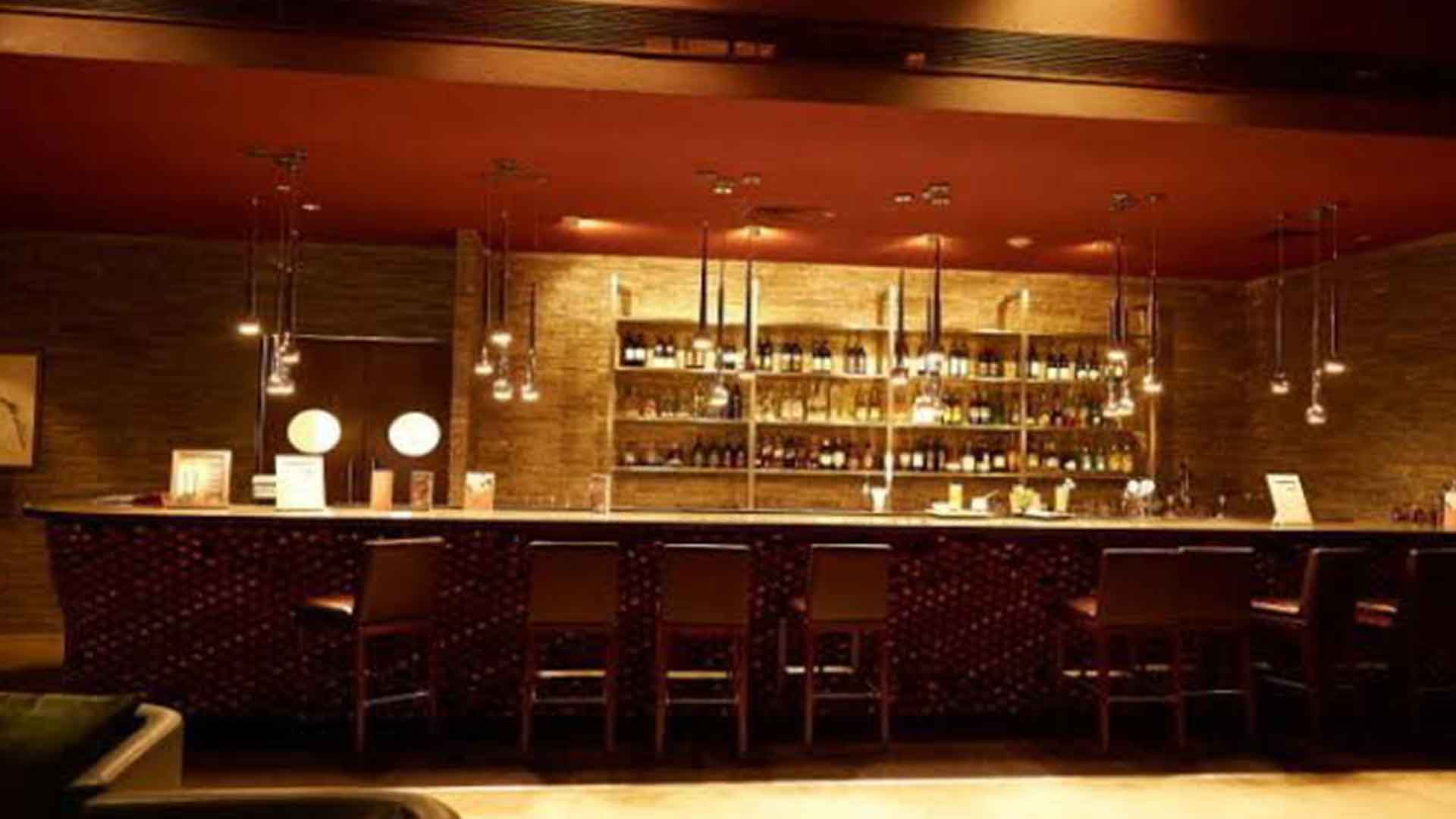WILLOWS LOUNGE BAR